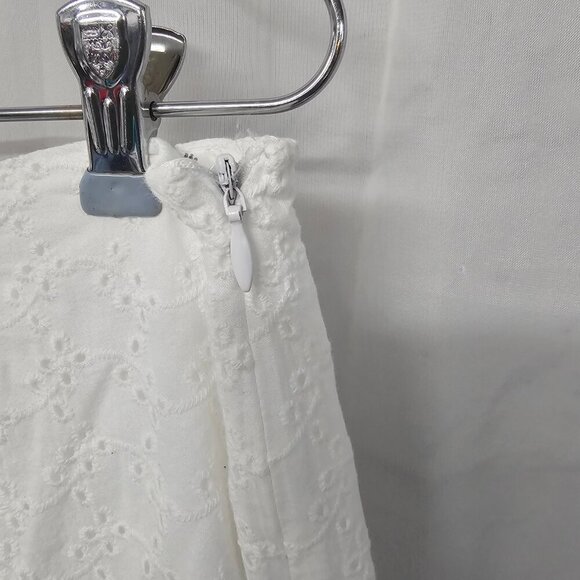 Chaps White Embroidered Floral Eyelet A-Line Skirt Boho Cottagecore 8 - Picture 4 of 10